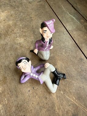 VINTAGE PIXIES SET ARTIST PIECE LIKELY 1970s PURPLE NAUGHTY POSE PIXIE PAIR